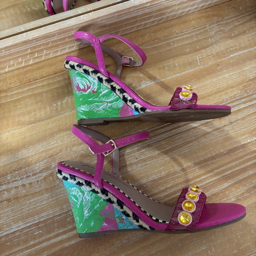 Betsy Johnson Kodi Wedge - Picture 7 of 7